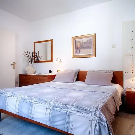 Kamenica Appartement *